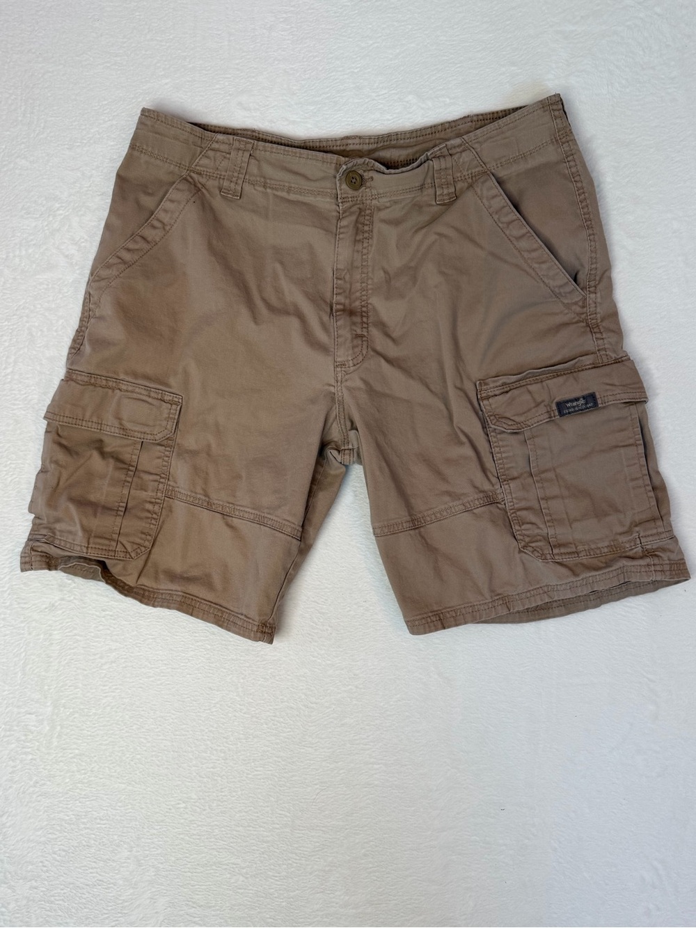 Wrangler Cargo Shorts Khaki Tan Utility Hiking Workwear Size 36